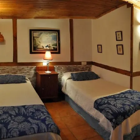 Posada Real Quinta De La Concepcion Hinojosa de Duero Room photo